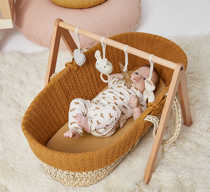 The Little Green Sheep The Ultimate Moses Basket Size Guide